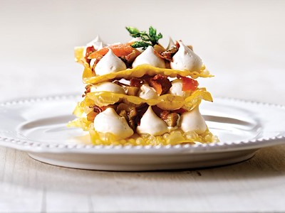 Lasagne con Funghi Porcini, Vellutata di Provola Fumè e Speck